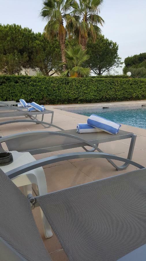 Hotel Le Galoubet Villeneuve-Loubet Exterior foto